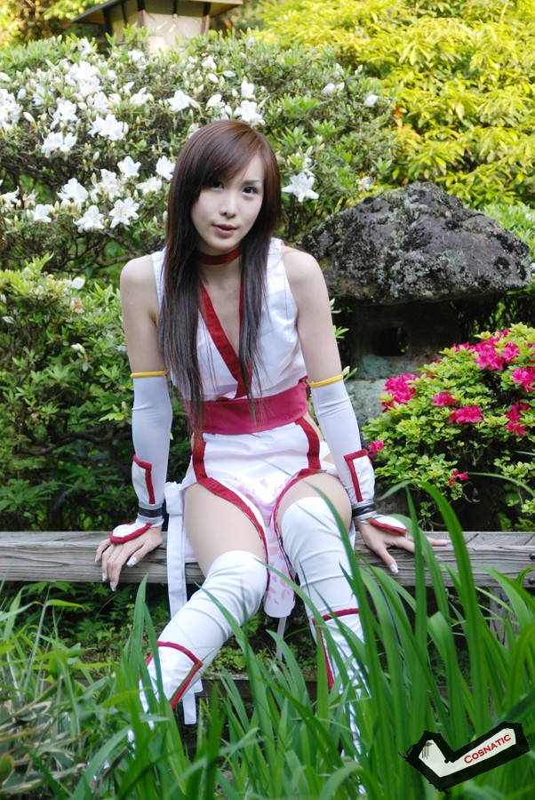 white_loca_042.jpg