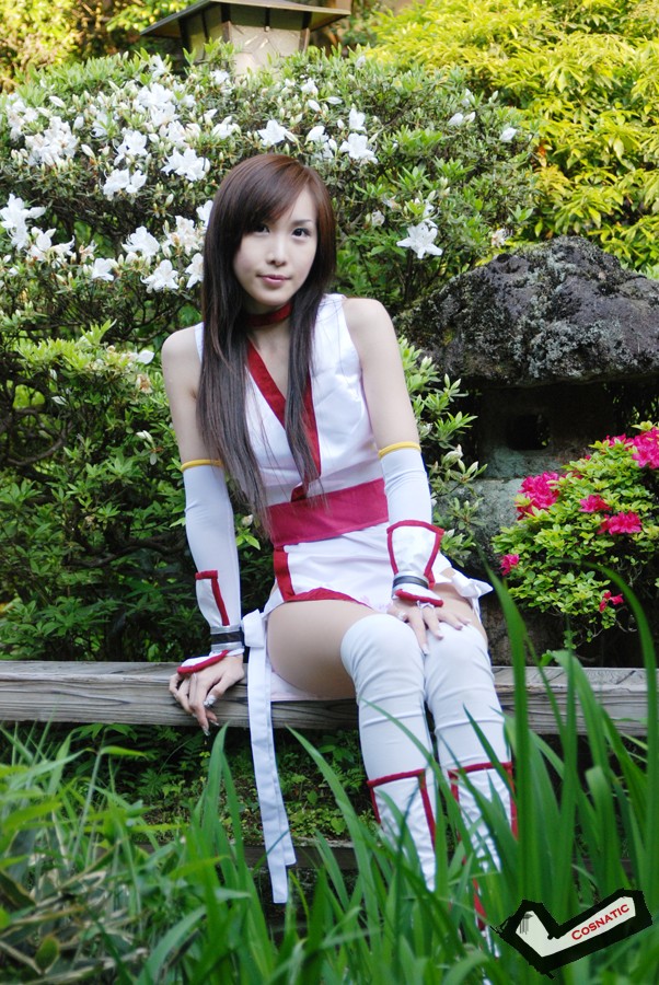 white_loca_044.jpg